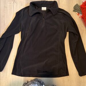 Columbia Black Long-Sleeve Pullover